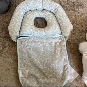 Boppy Head Support—Noggin Nest | Mint and Gray Elephants |